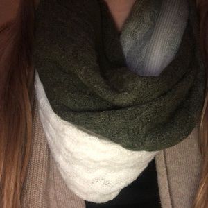 Infinity scarf